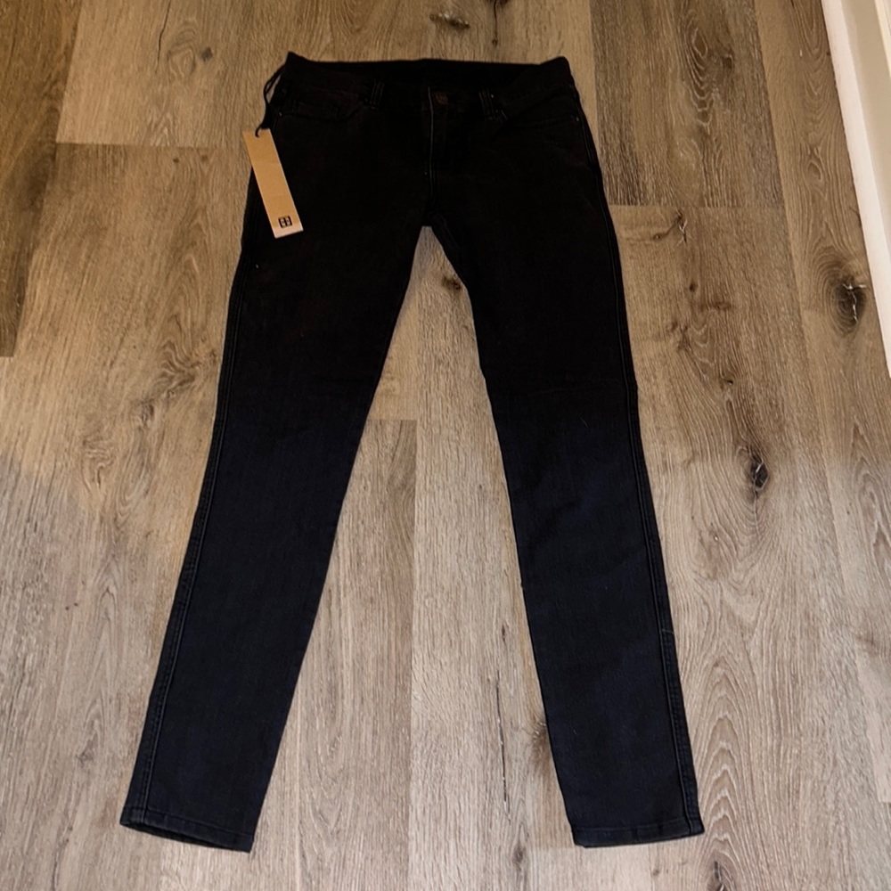 NWT KSUBI SKINNY PINS ASHTRAY. SIZE 29